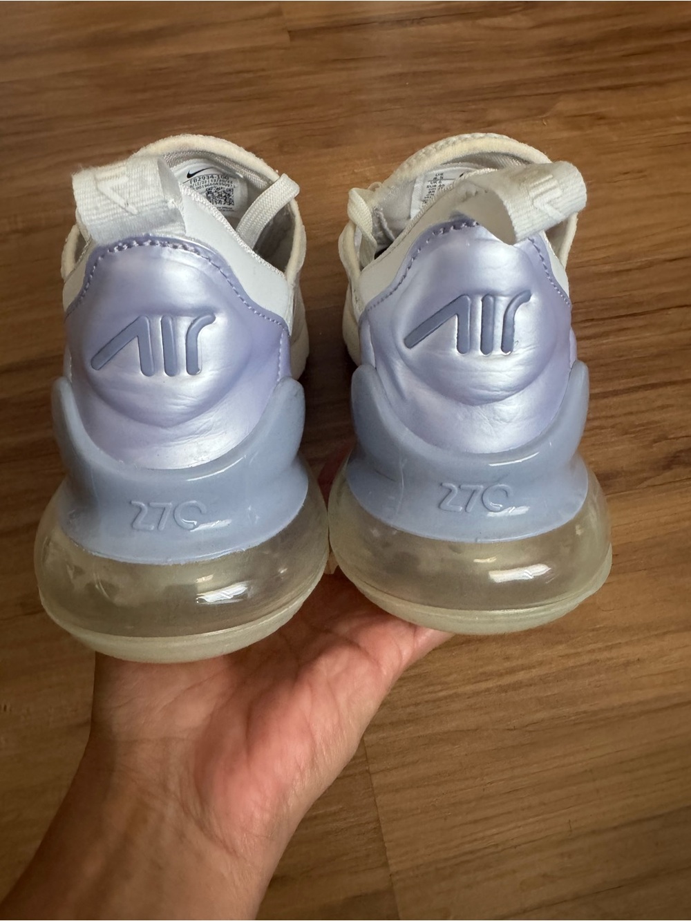 Women's Air Max 270 Casual Sneakers - Picture 4 of 7